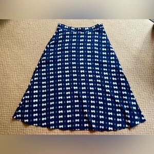 Ann Taylor A-line Navy & White Print Skirt Size 8
